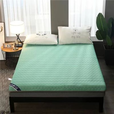 Custom High Density PU Gel Memory Foam Matras met een hoogte van 10 cm en gebreide katoen cover